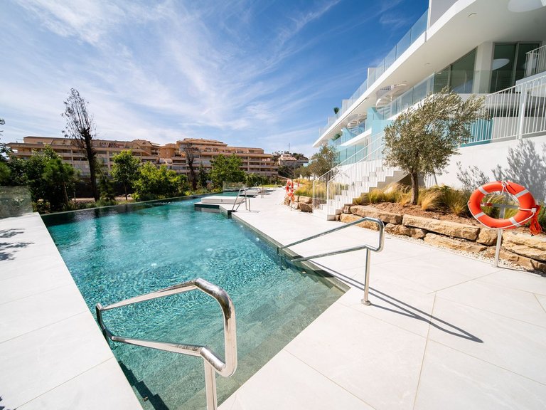 Apartment for Sale in Fuengirola, Malaga 41