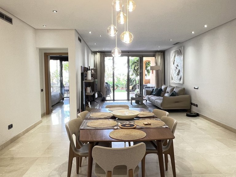 Apartment for Sale in Sierra Blanca, Malaga 10