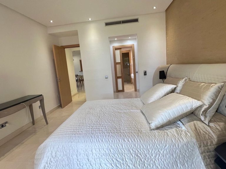 Apartment for Sale in Sierra Blanca, Malaga 15