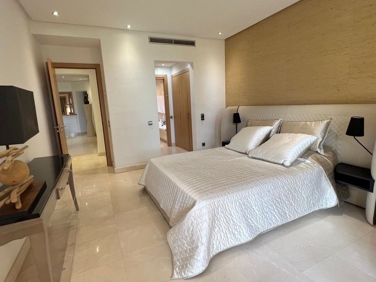 Apartment for Sale in Sierra Blanca, Malaga 16