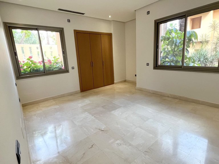 Apartment for Sale in Sierra Blanca, Malaga 17
