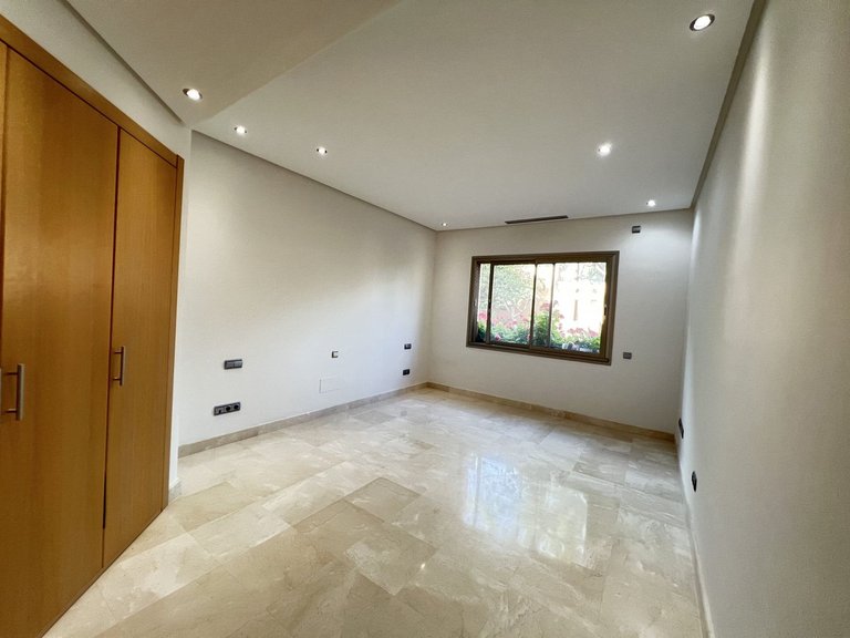 Apartment for Sale in Sierra Blanca, Malaga 20