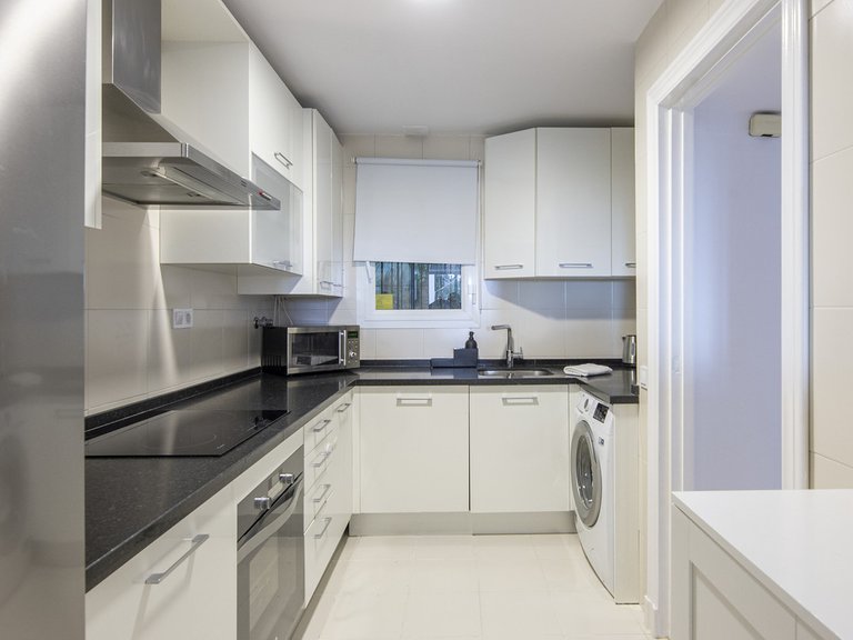 Apartment for Sale in Benahavís, Malaga 10