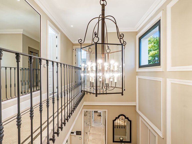 Villa for Sale in Benahavís, Malaga 13