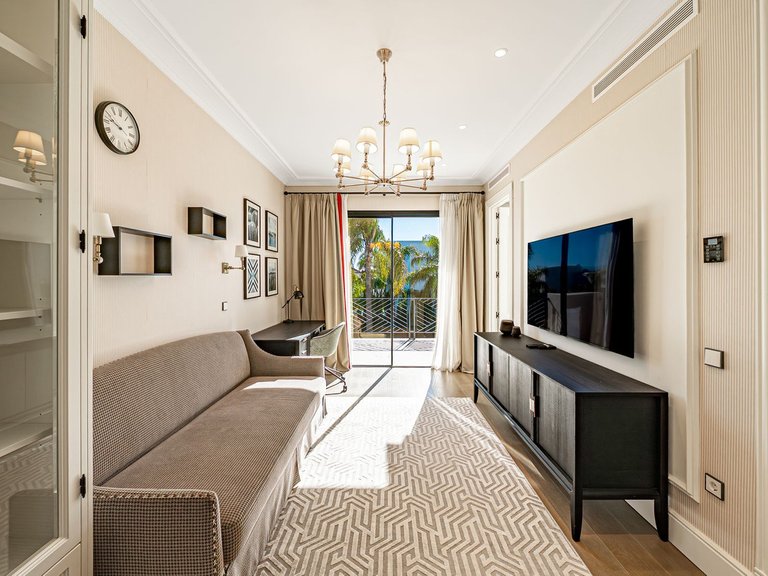 Villa for Sale in Benahavís, Malaga 14