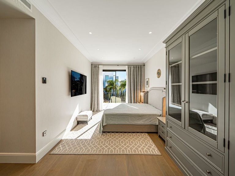 Villa for Sale in Benahavís, Malaga 28