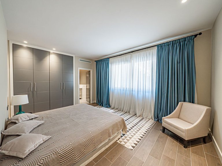 Villa for Sale in Benahavís, Malaga 38