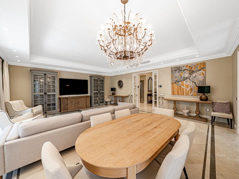 Villa for Sale in Benahavís, Malaga 47