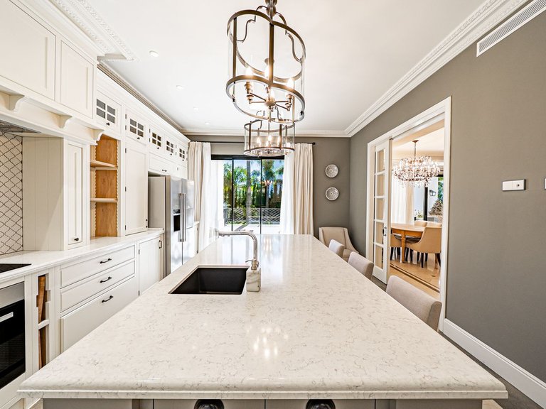 Villa for Sale in Benahavís, Malaga 49