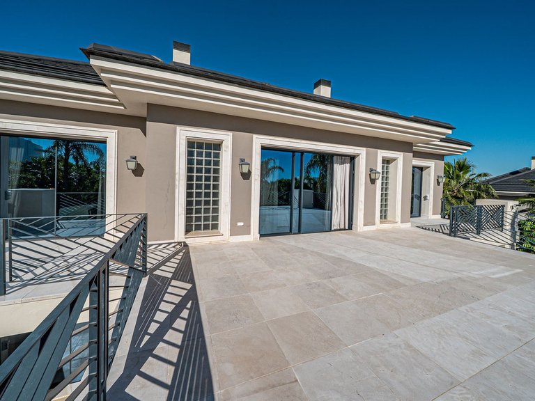 Villa for Sale in Benahavís, Malaga 53