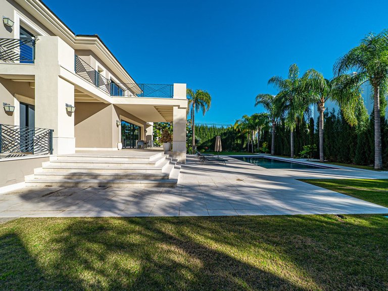 Villa for Sale in Benahavís, Malaga 59