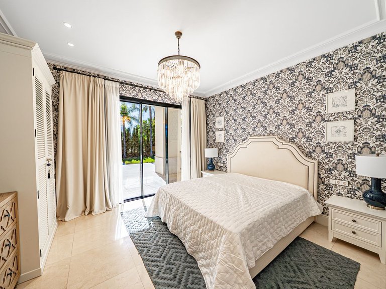 Villa for Sale in Benahavís, Malaga 6