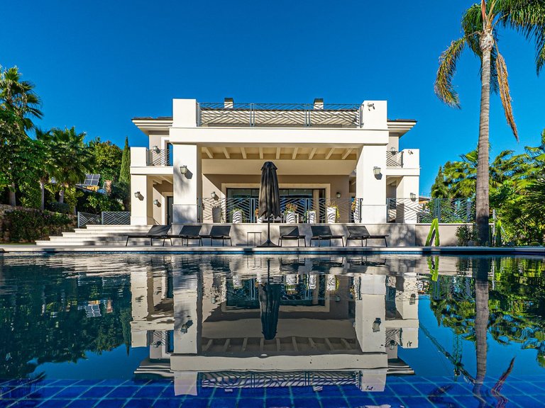 Villa for Sale in Benahavís, Malaga 60