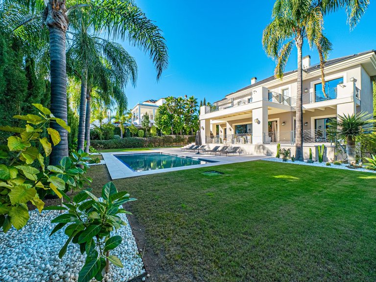 Villa for Sale in Benahavís, Malaga 62
