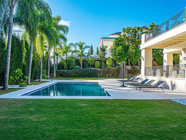 Villa for Sale in Benahavís, Malaga 63