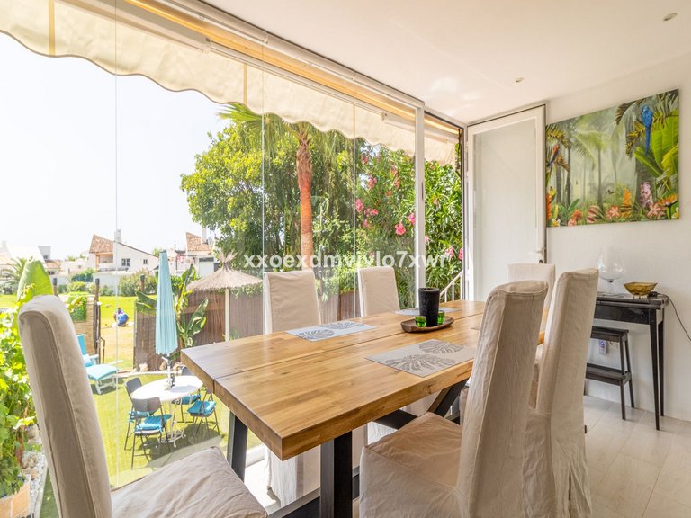 Villa for Sale in Málaga, Malaga 17