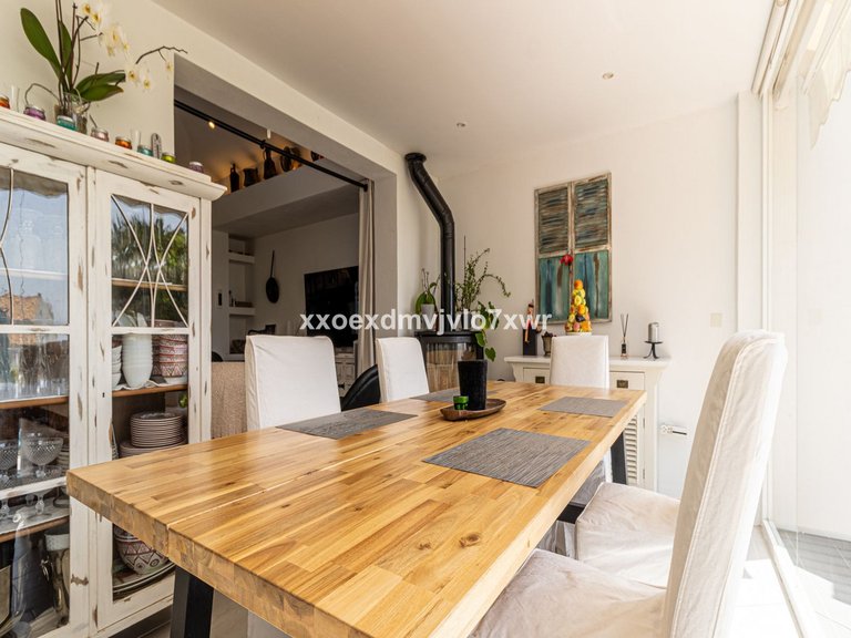 Villa for Sale in Málaga, Malaga 18