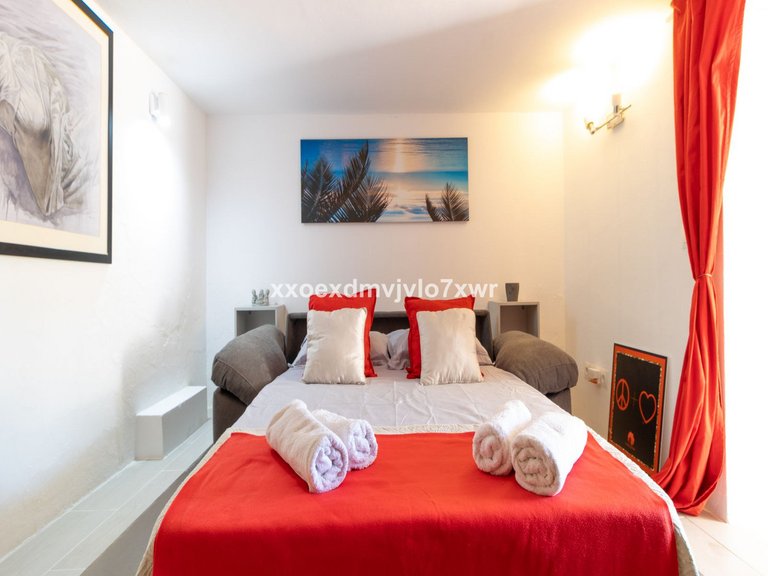 Villa for Sale in Málaga, Malaga 20