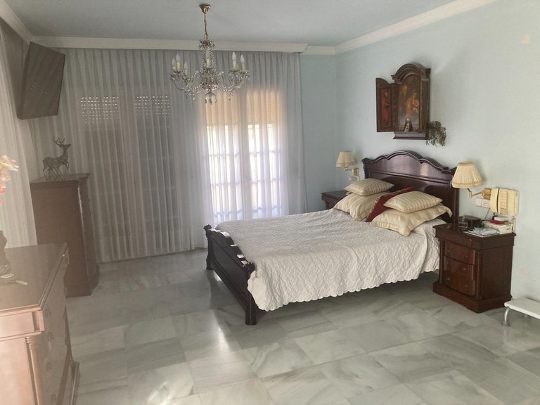 Villa for Sale in Selwo, Malaga 18