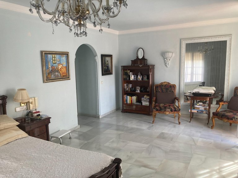 Villa for Sale in Selwo, Malaga 19
