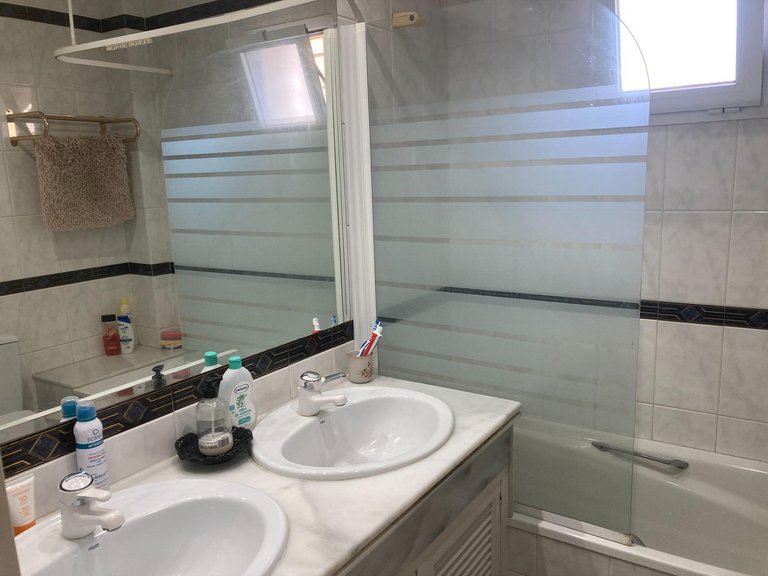 Villa for Sale in Selwo, Malaga 27