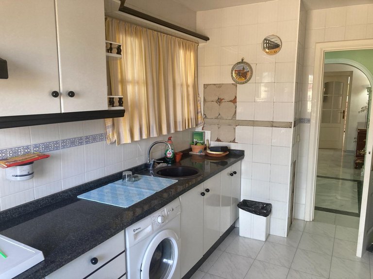 Villa for Sale in Selwo, Malaga 5
