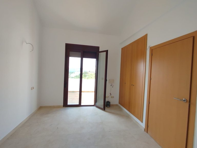 Villa for Sale in Doña Julia, Malaga 16