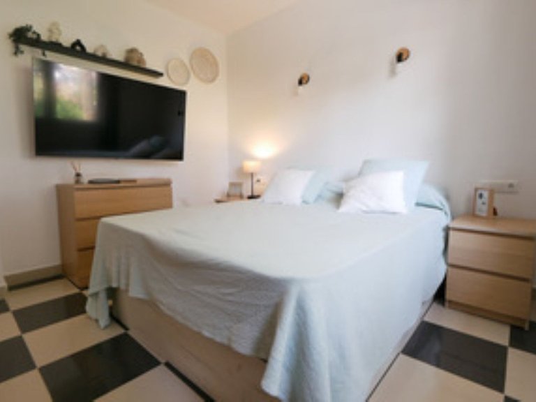 Villa for Sale in Cabopino, Malaga 22