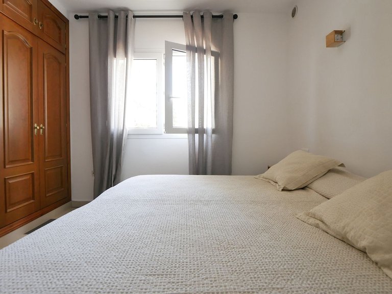 Villa for Sale in Cabopino, Malaga 25