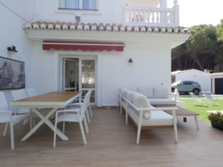 Villa for Sale in Cabopino, Malaga 34