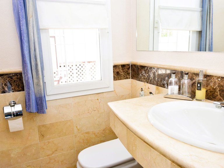 Villa for Sale in La Cala Golf, Malaga 18