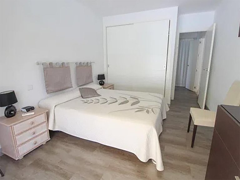 Villa for Sale in Nueva Andalucía, Malaga 9