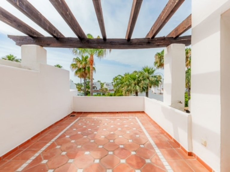 Town House for Sale in Estepona, Malaga 2