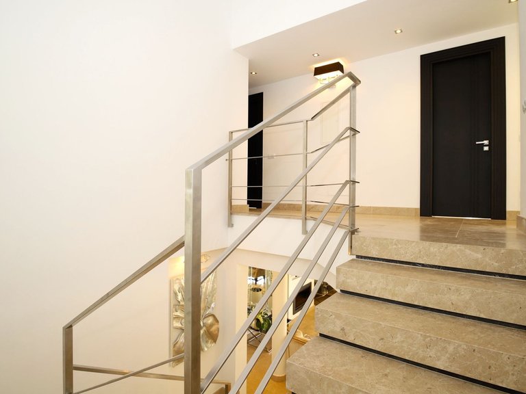 Villa for Sale in Nueva Andalucía, Malaga 22