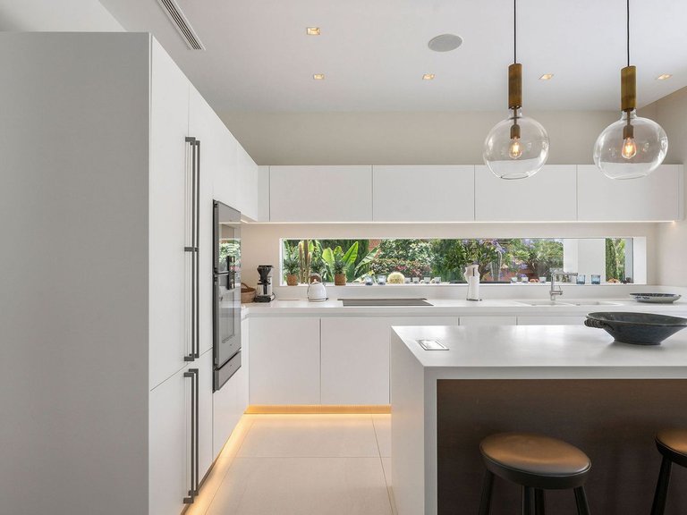 Villa for Sale in Nagüeles, Malaga 13