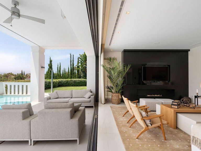 Villa for Sale in Nagüeles, Malaga 14