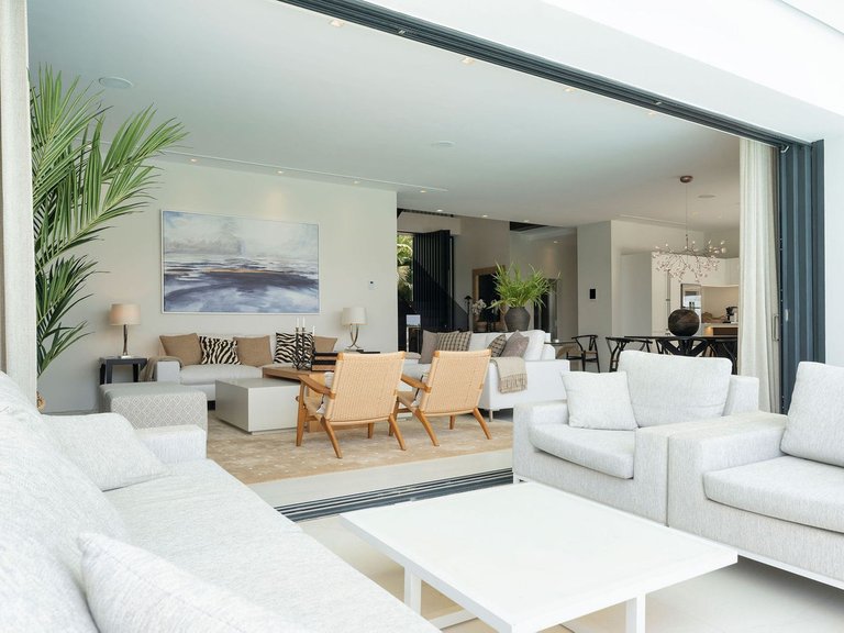 Villa for Sale in Nagüeles, Malaga 20