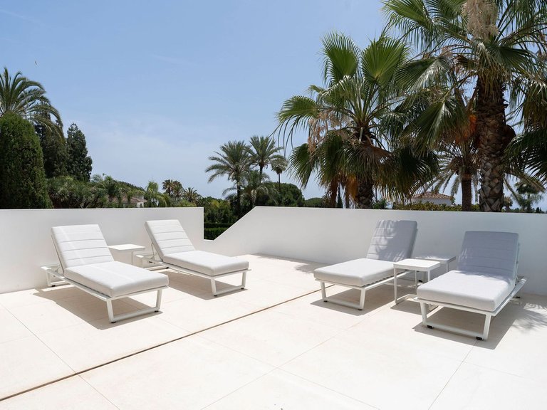 Villa for Sale in Nagüeles, Malaga 45