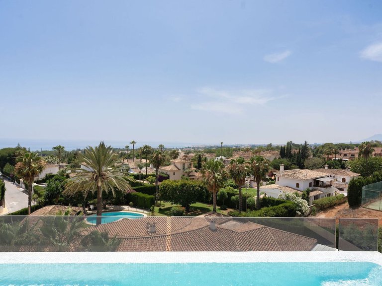 Villa for Sale in Nagüeles, Malaga 49