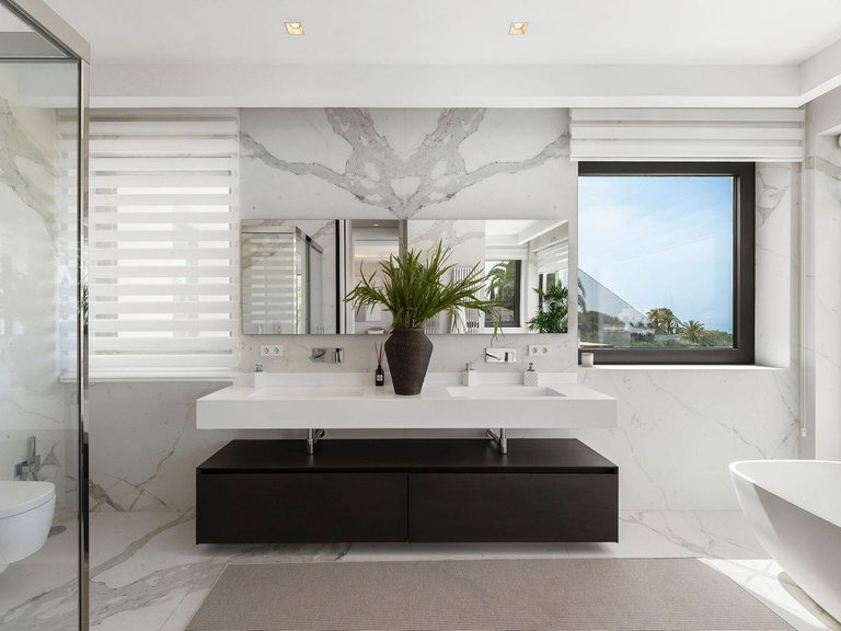 Villa for Sale in Nagüeles, Malaga 50