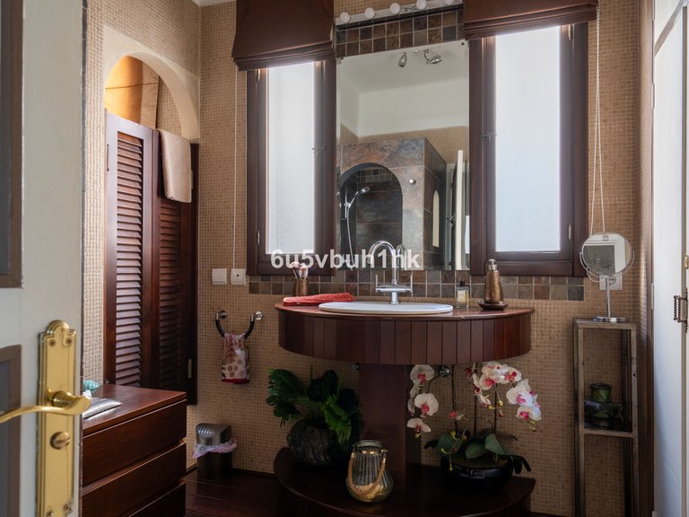Apartment for Sale in Málaga, Malaga 25