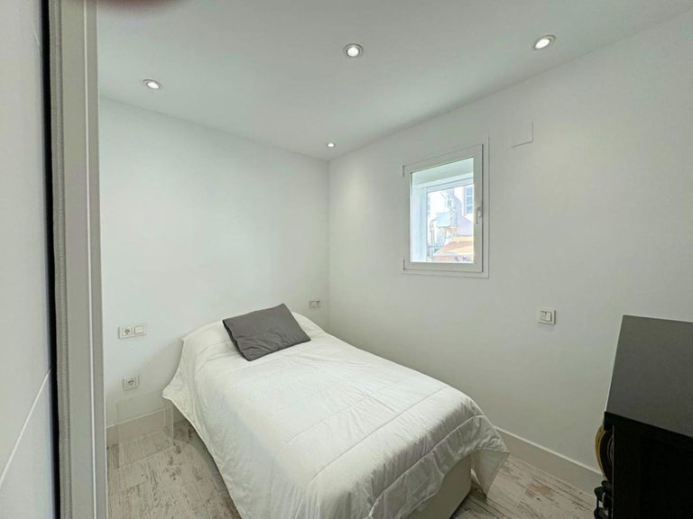 Apartment for Sale in Puerto Banús, Malaga 14