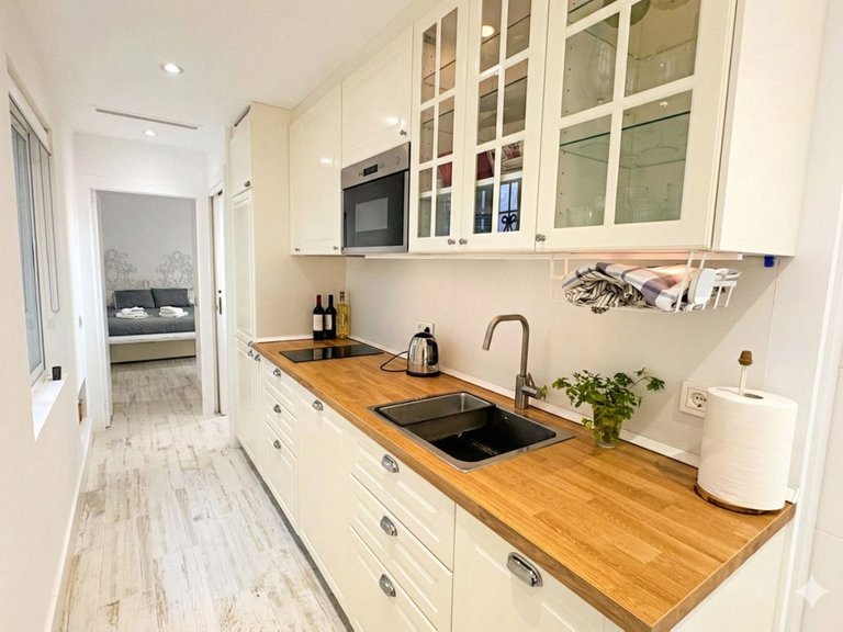 Apartment for Sale in Puerto Banús, Malaga 3