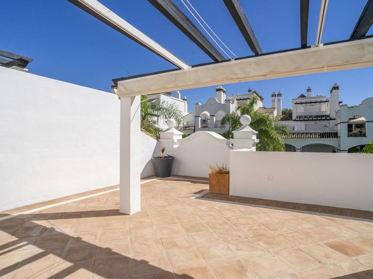 Apartment for Sale in Marbella, Malaga 15