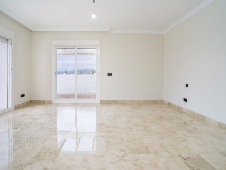 Apartment for Sale in Marbella, Malaga 17