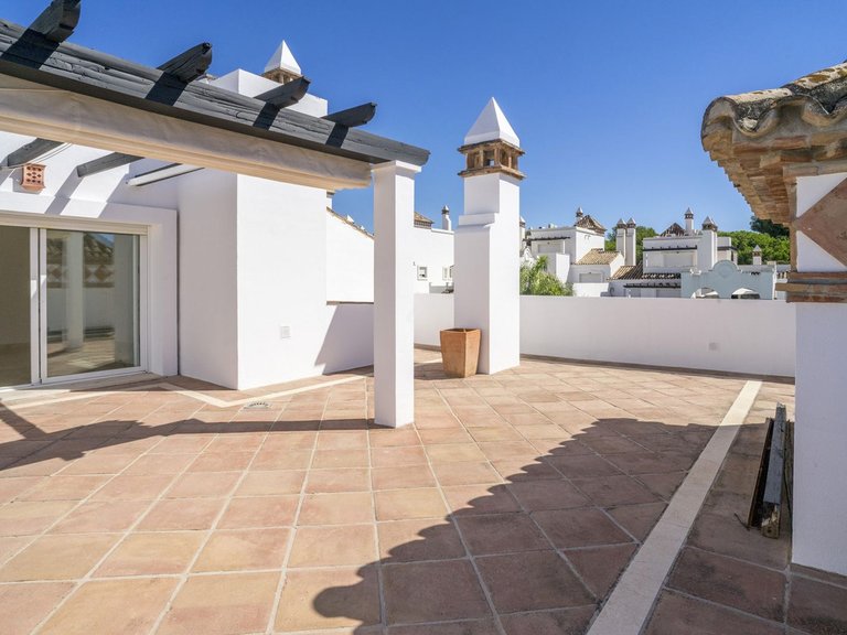 Apartment for Sale in Marbella, Malaga 24