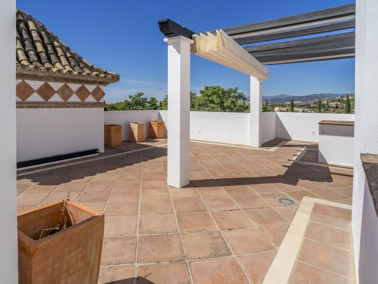 Apartment for Sale in Marbella, Malaga 30