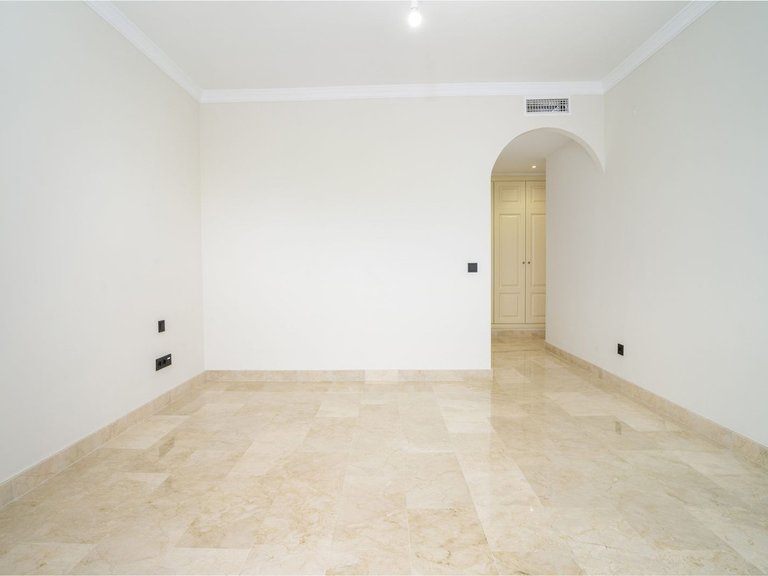 Apartment for Sale in Marbella, Malaga 44