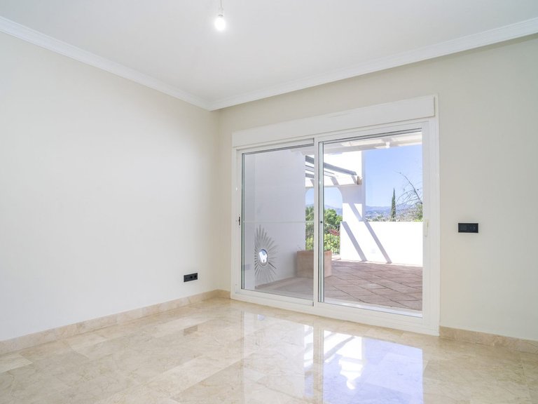 Apartment for Sale in Marbella, Malaga 47
