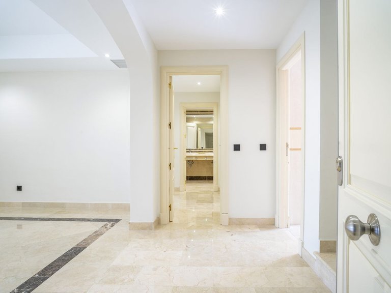 Apartment for Sale in Marbella, Malaga 61